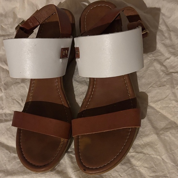 Shoes - Women’s White and Brown Leather Strap Sandals